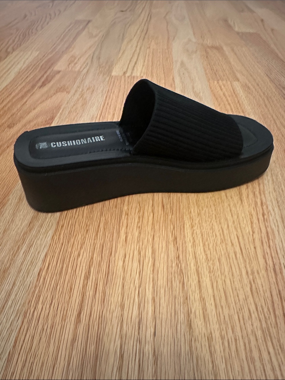 Cushionaire Pim Black Weave Platform Slide - Black